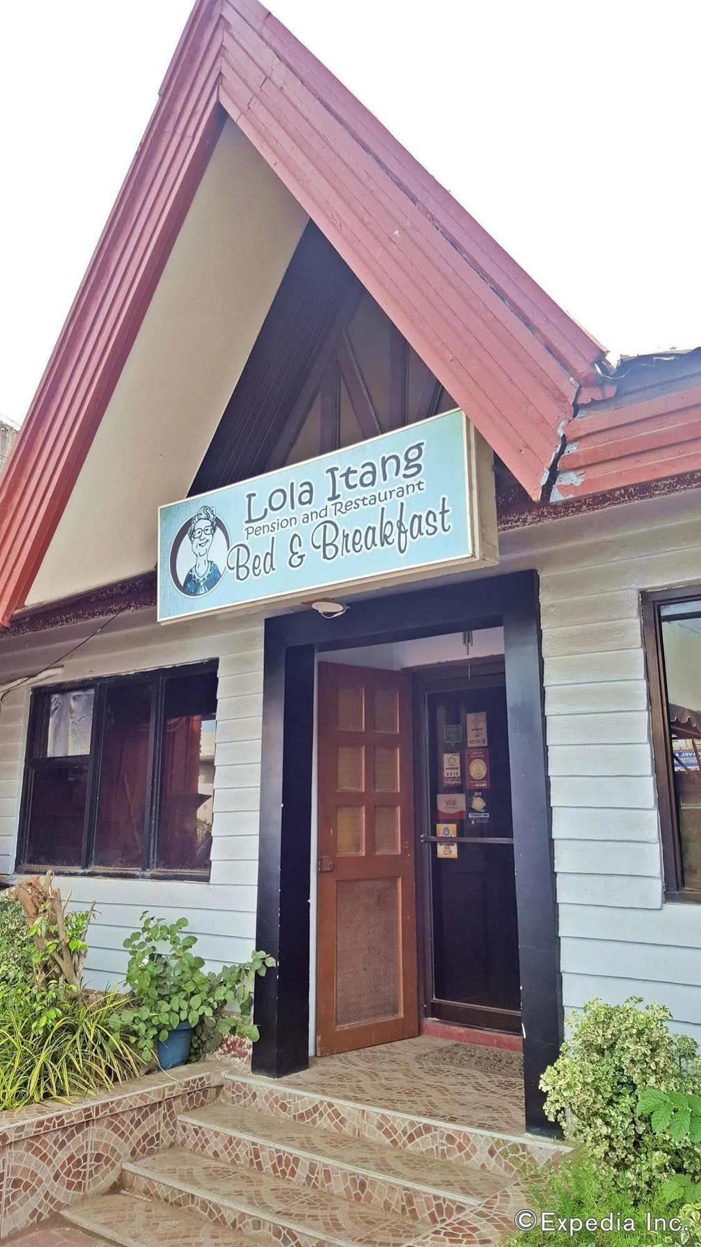 Lola Itang Pension House Tiniguiban Bagian luar foto