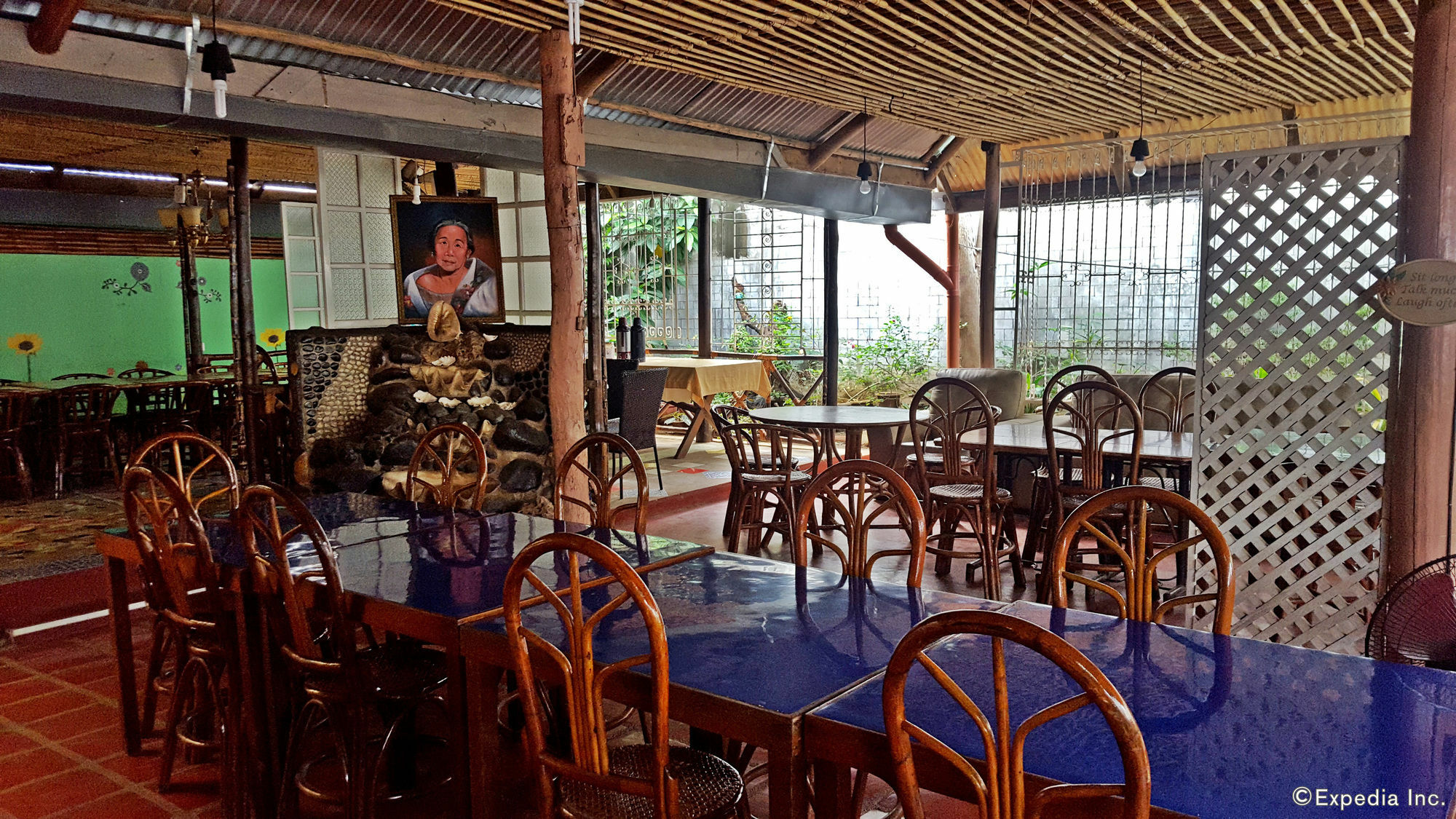 Lola Itang Pension House Tiniguiban Bagian luar foto