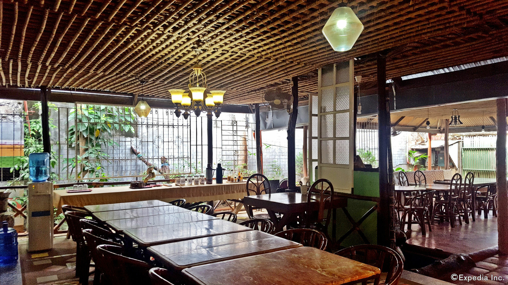 Lola Itang Pension House Tiniguiban Bagian luar foto