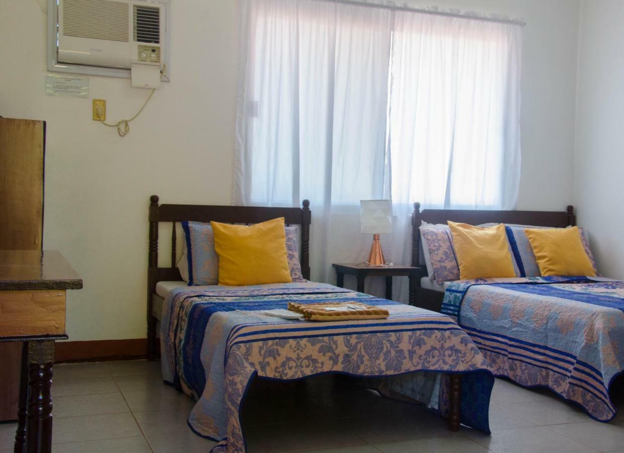 Lola Itang Pension House Tiniguiban Bagian luar foto